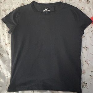 Hollister crop fit baby tee